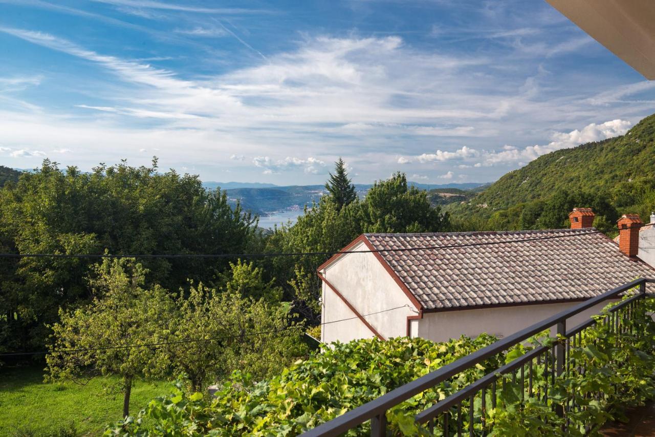 Kika'S Home Krizisce Eksteriør bilde